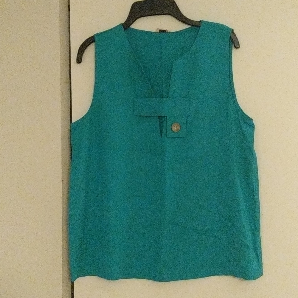 Cremieux Green Tank NWT